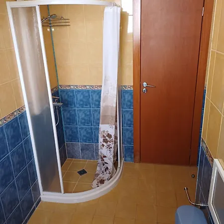 ゲストハウス Guest Deva 3*