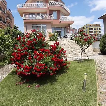 ゲストハウス Guest Deva