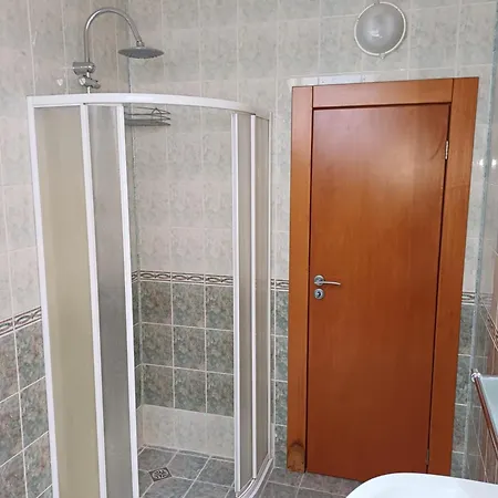 Guest Deva Burgas Stad