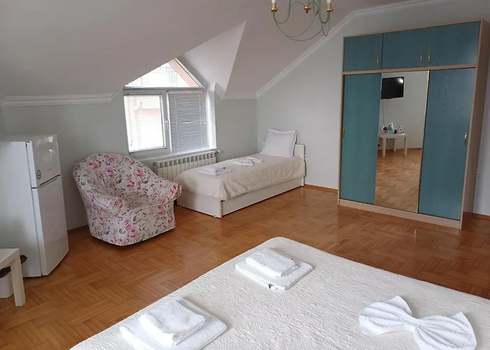 Guest Deva Penzion Burgas City